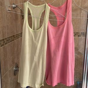 Lululemon swiftly tank size 4